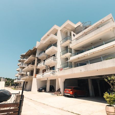 Apartments Fourroses أولتْسي المظهر الخارجي الصورة