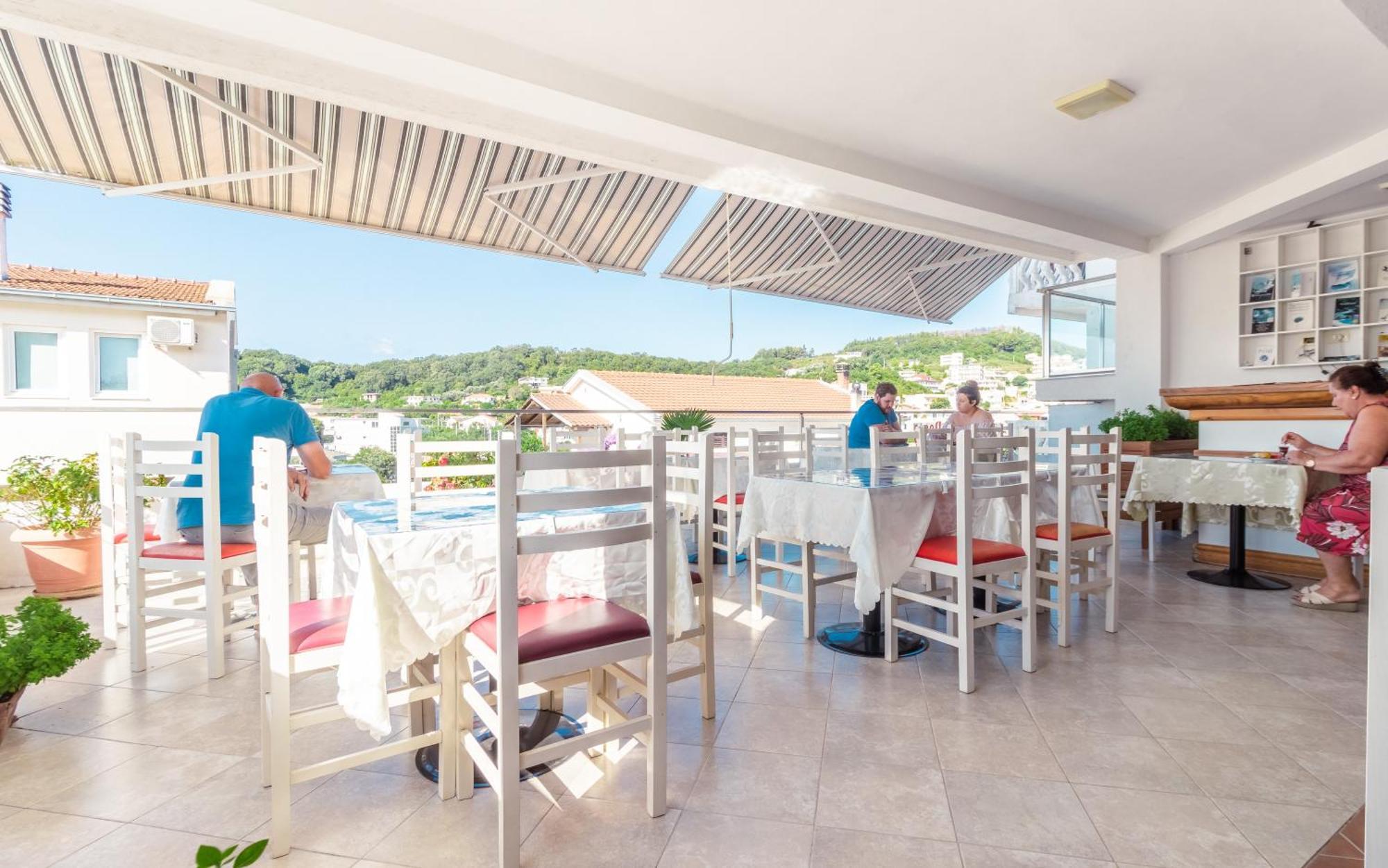 Apartments Fourroses أولتْسي المظهر الخارجي الصورة