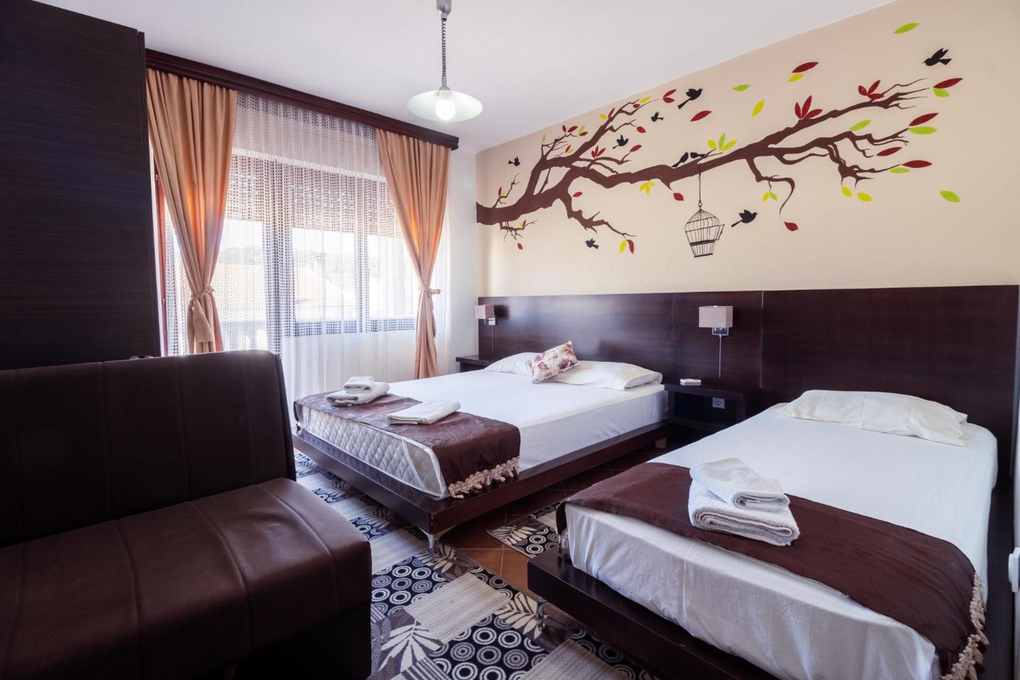 Apartments Fourroses أولتْسي المظهر الخارجي الصورة