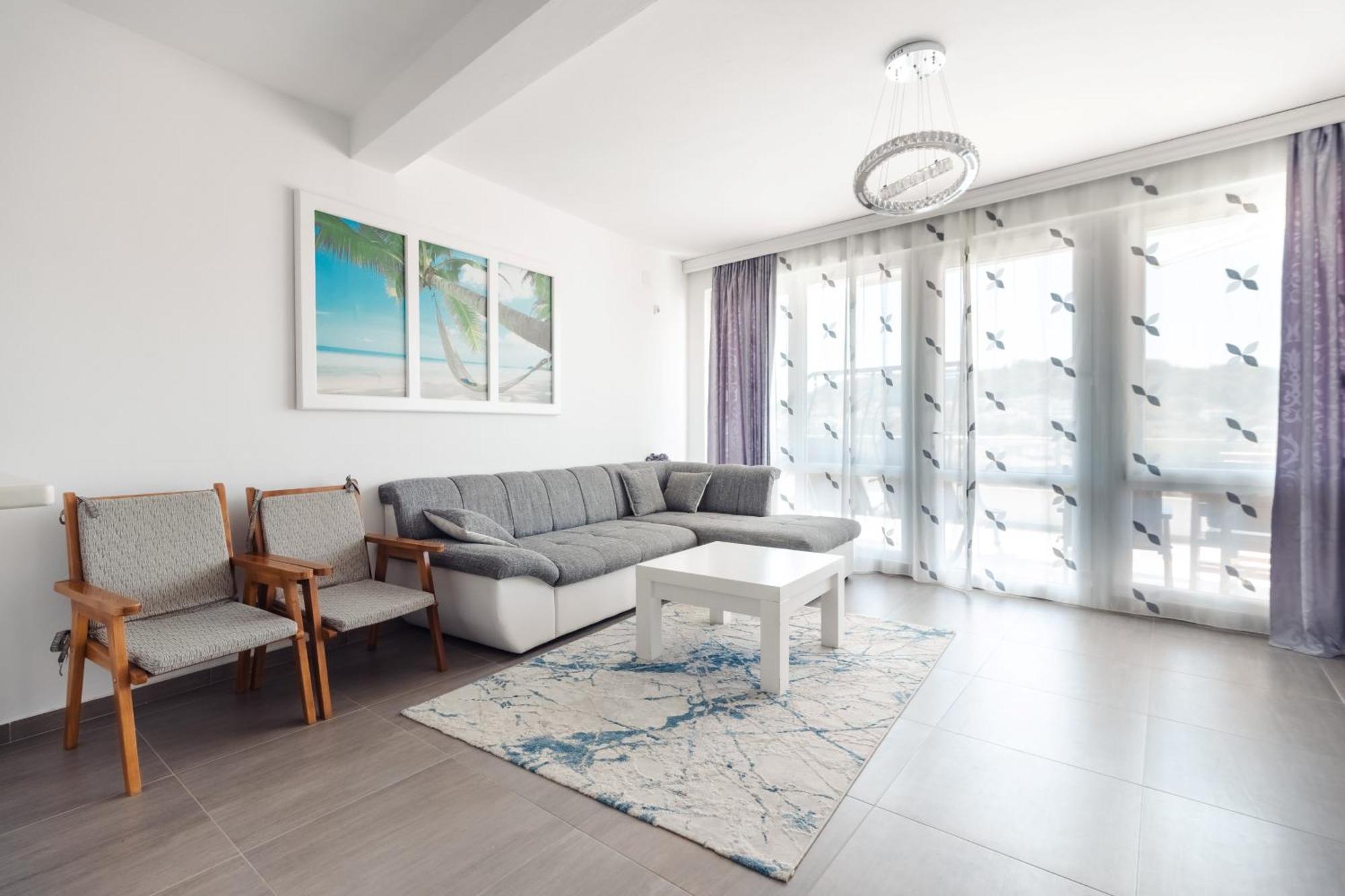 Apartments Fourroses أولتْسي المظهر الخارجي الصورة
