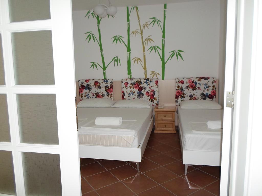 Apartments Fourroses أولتْسي المظهر الخارجي الصورة